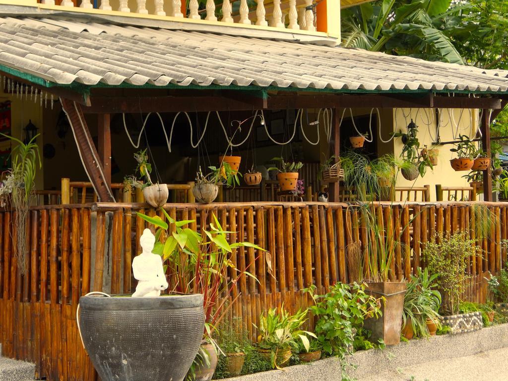 Similan Hotel Plaja Bang Tao Exterior foto